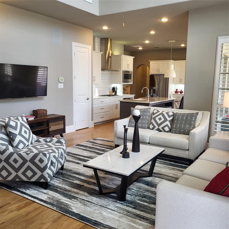 Lakeside Ph One - Residential