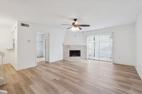 Property photo of 883 Dublin Drive B, Richardson, TX 75080