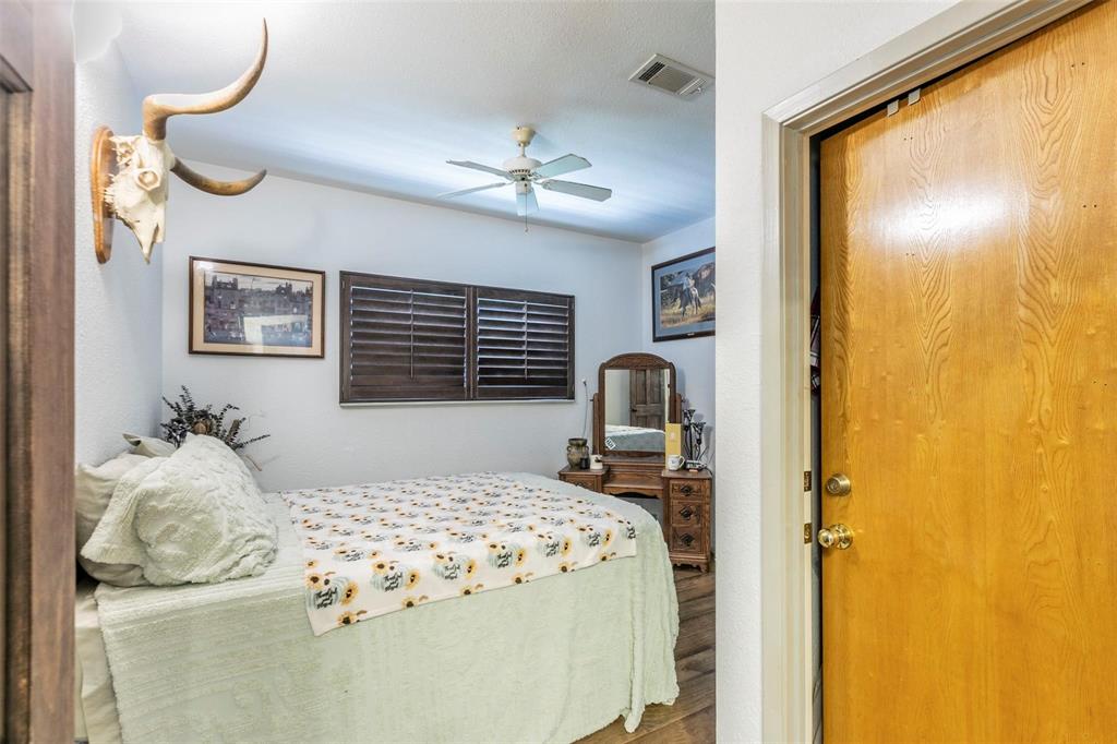 Charles Farnash Surv A-254 - Farm