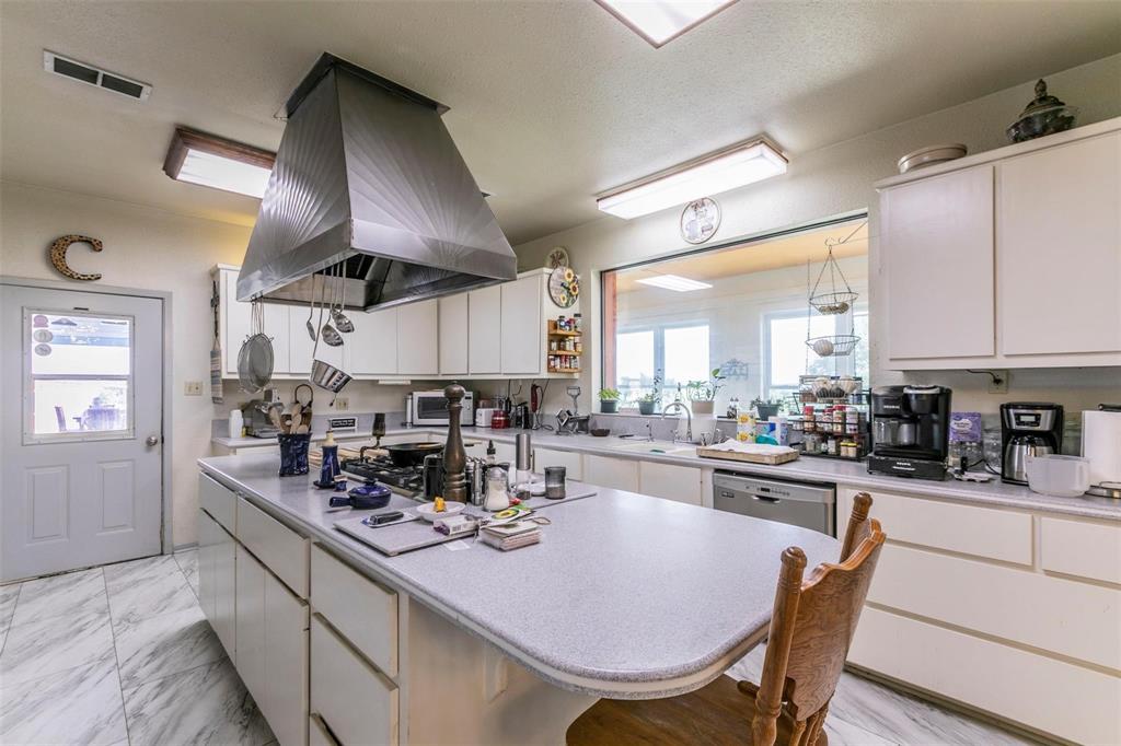 5805 County Road 301