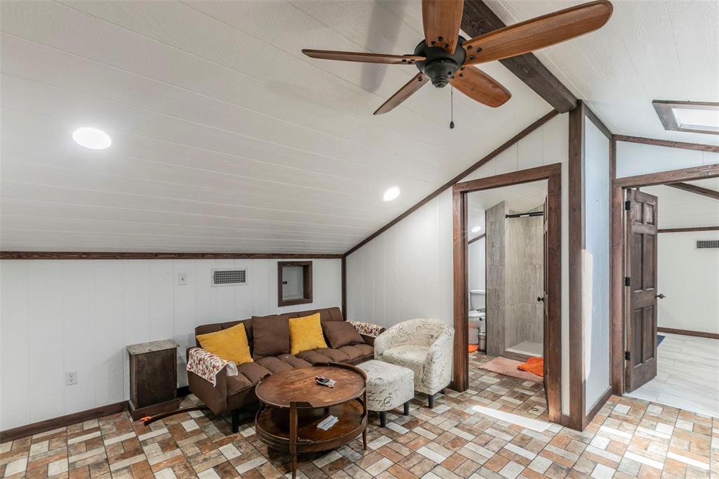 Charles Farnash Surv A-254 - Farm