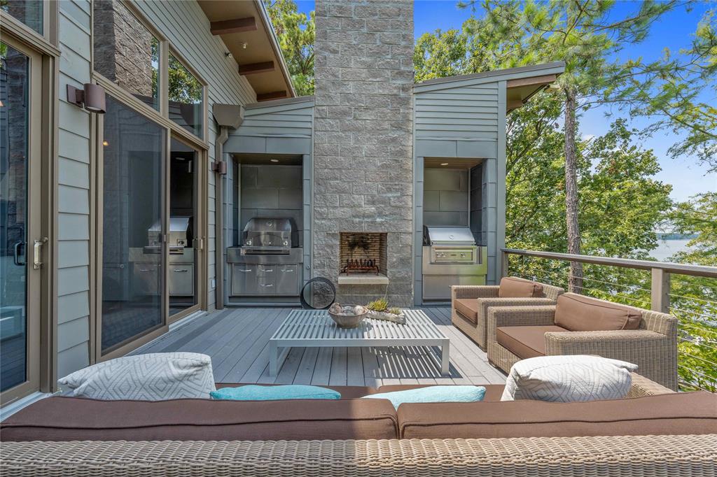 45 Lakeview Drive