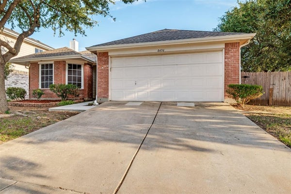 8456 CANVASBACK LN, DALLAS, TX 75249 - Image 2b3f89de448685b5b3a85f4d03debbb8/3605287856