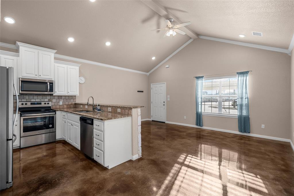 MCGREGOR SPRINGS SQUARE ADDITION - Residential