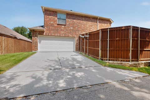 Tiny photo for 15827 Buffalo Creek Drive, Frisco, TX 75035 (MLS # 21340021)