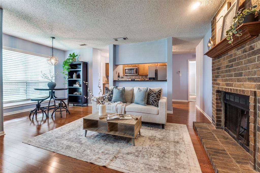 1904 Cloisters Drive 410