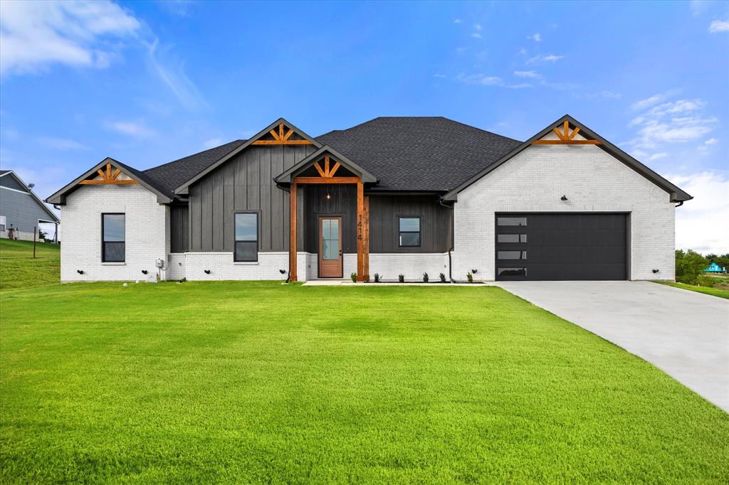 LONG BRANCH RANCH - Residential