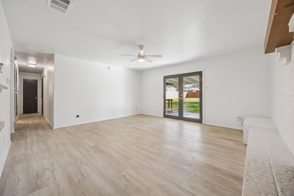 EAGLE HEIGHTS ADDITION-CROWLEY - Residential