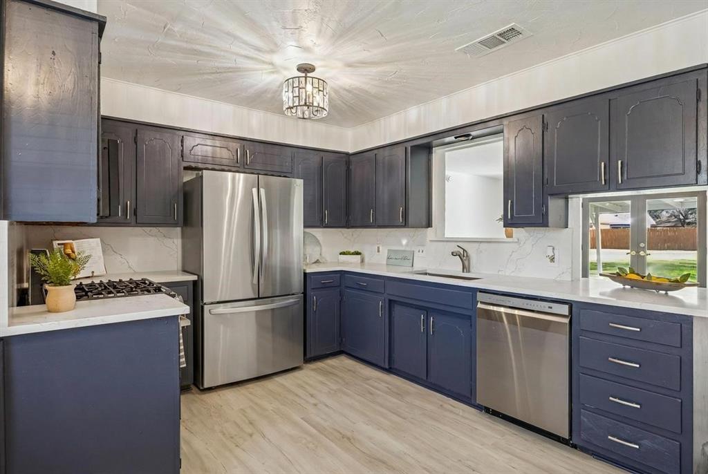 EAGLE HEIGHTS ADDITION-CROWLEY - Residential