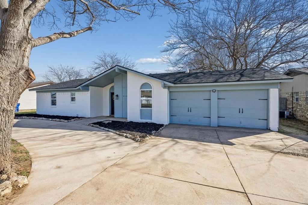 EAGLE HEIGHTS ADDITION-CROWLEY - Residential