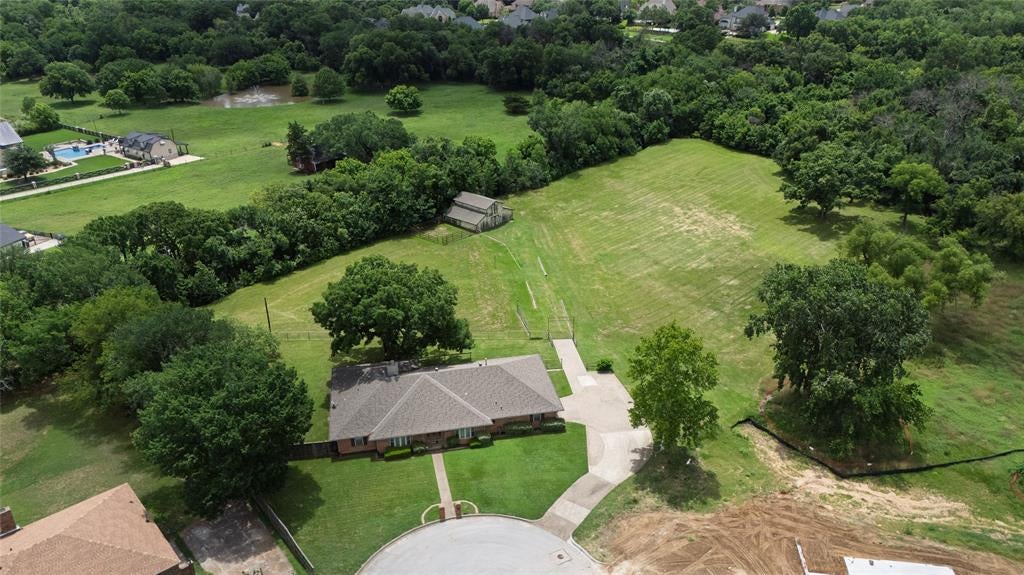 1215 Oakwood Trail