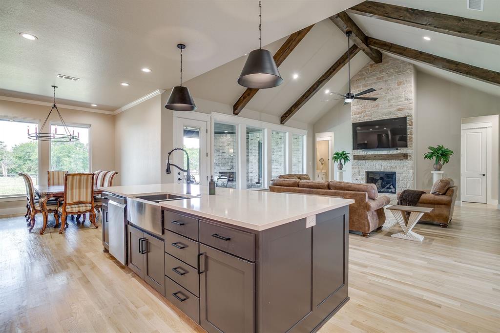 Cattlebaron Parc - Residential