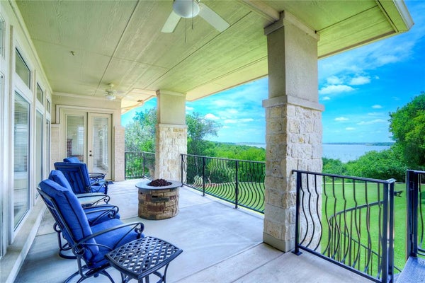 1132 MALLARD POINTE DR, CEDAR HILL, TX 75104 - Image 2b4c592ac64a3fa90cdc8cd40d683a3c/2666650190