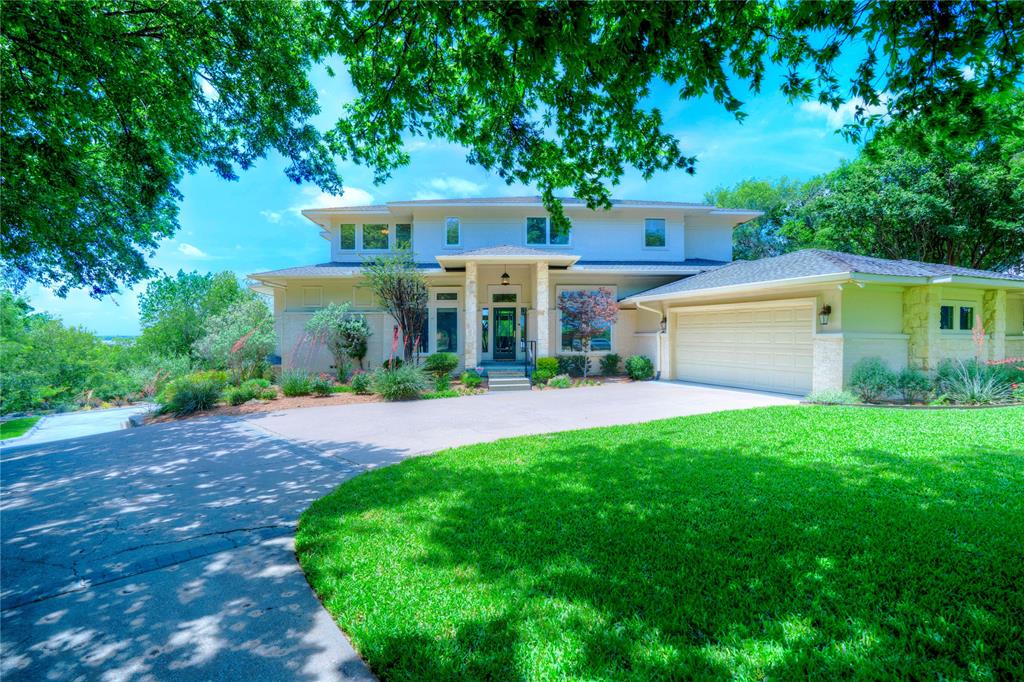1132 Mallard Pointe Drive