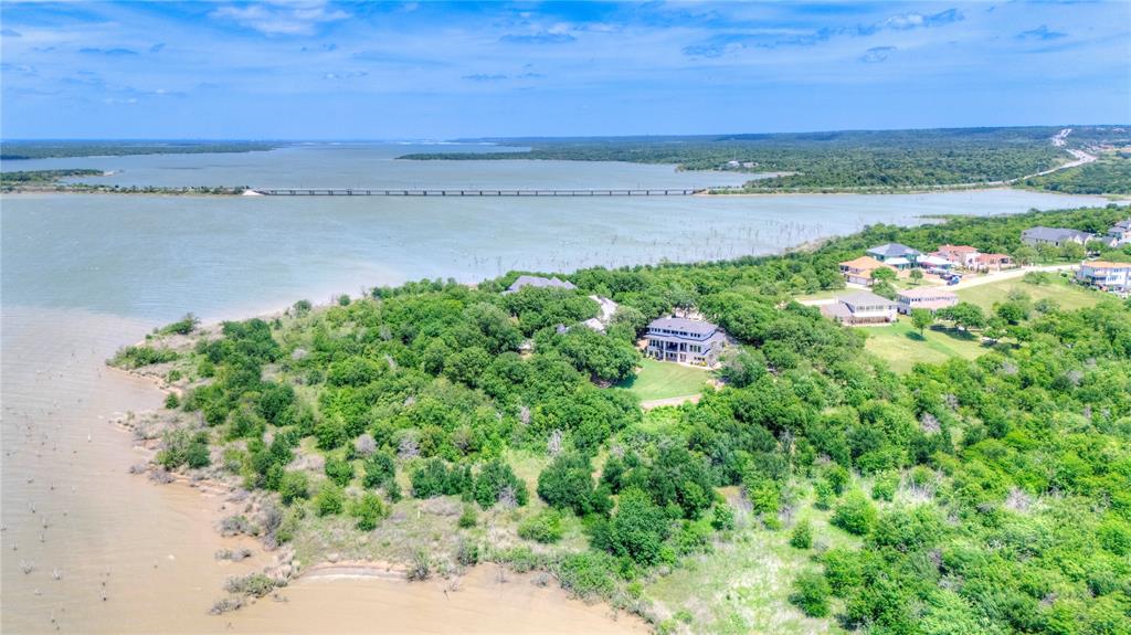 1132 Mallard Pointe Drive