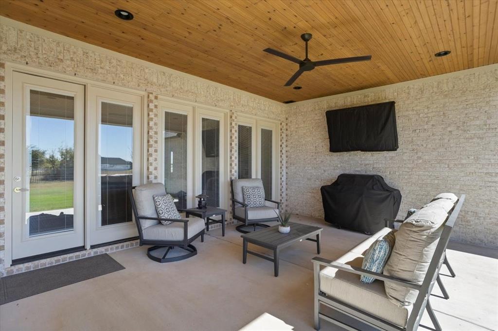 Bella Flora - Residential