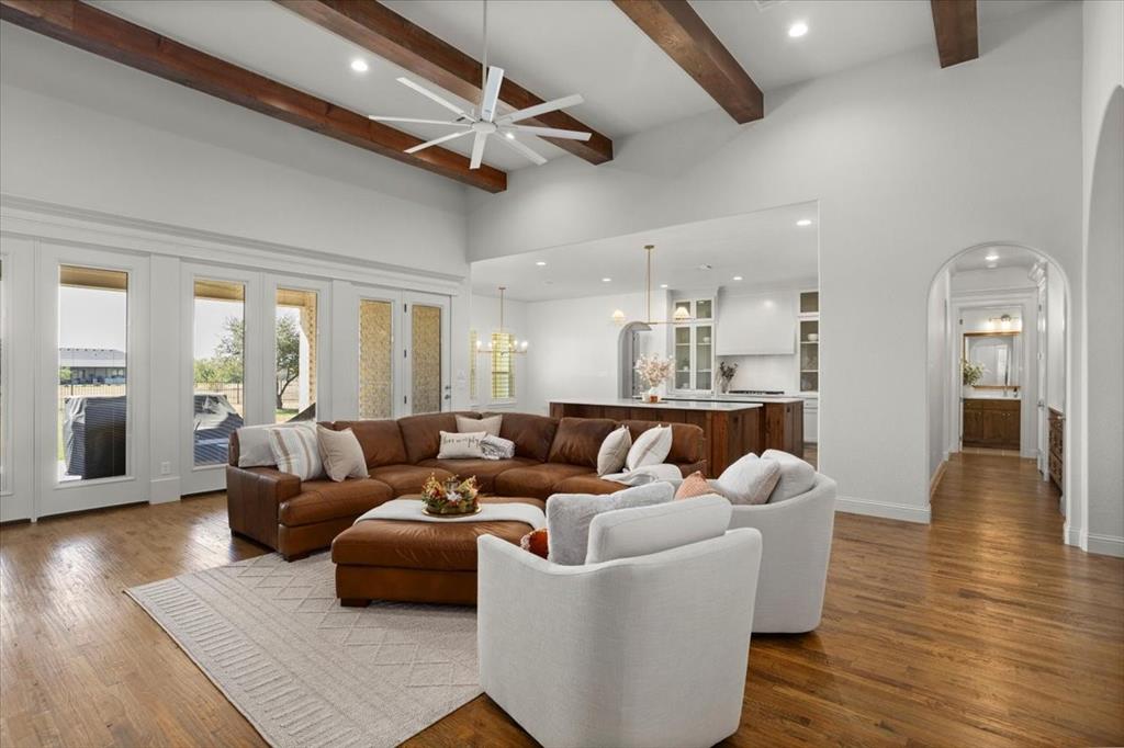 Bella Flora - Residential