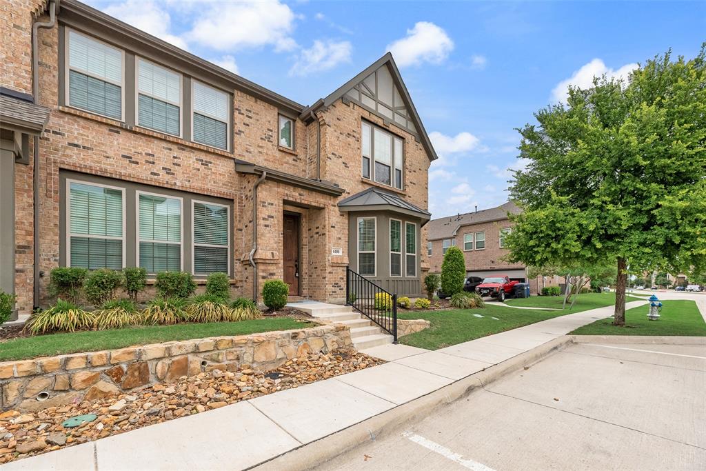 6100 Silverado Trail