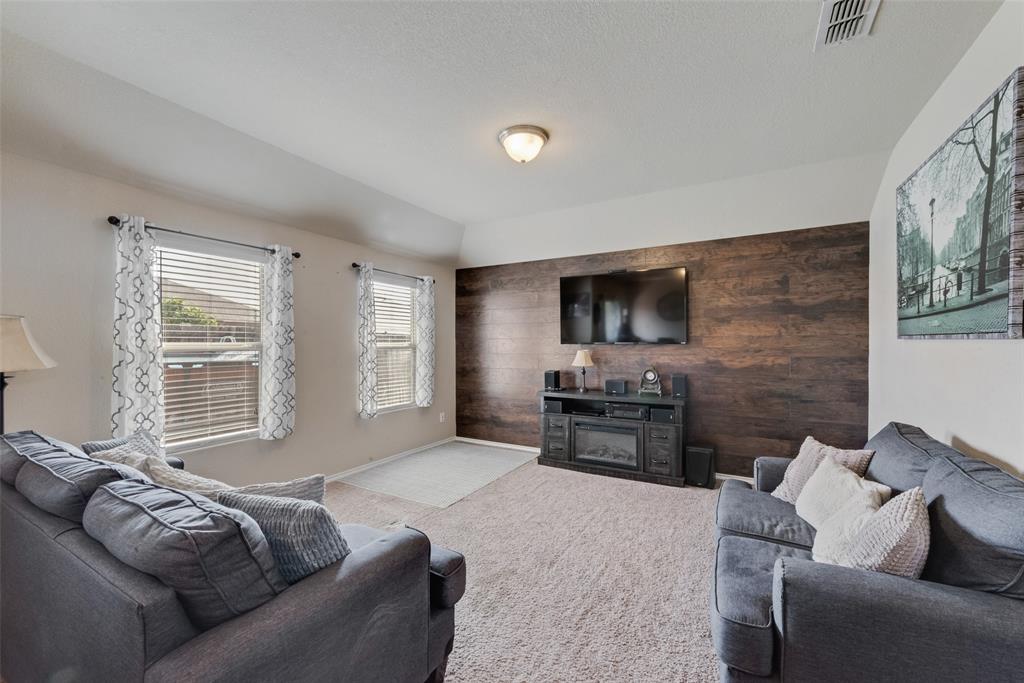 401 Fawn Hill Drive