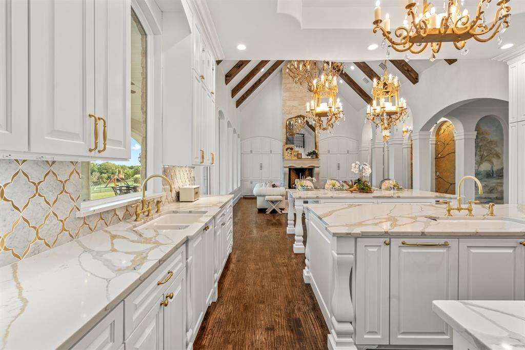 Bella Flora - Residential