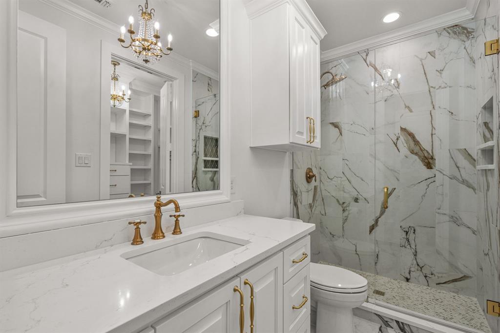 Bella Flora - Residential