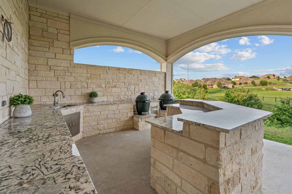 Bella Flora - Residential