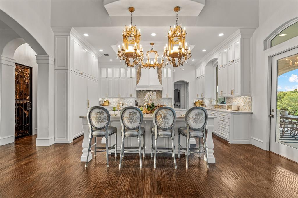 Bella Flora - Residential