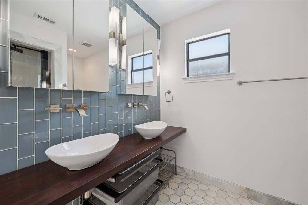 Woodcrest - Residential