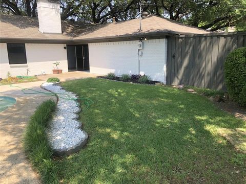 A home in Farmers Branch