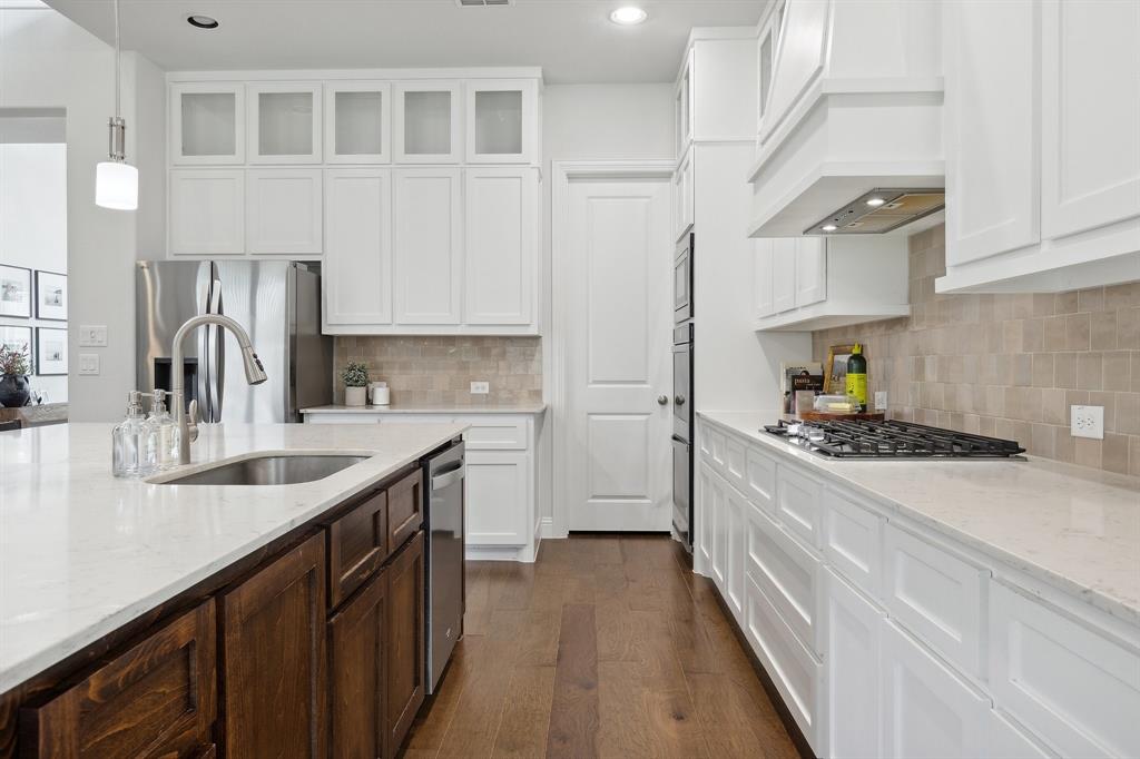 1021 Amber Knoll Drive