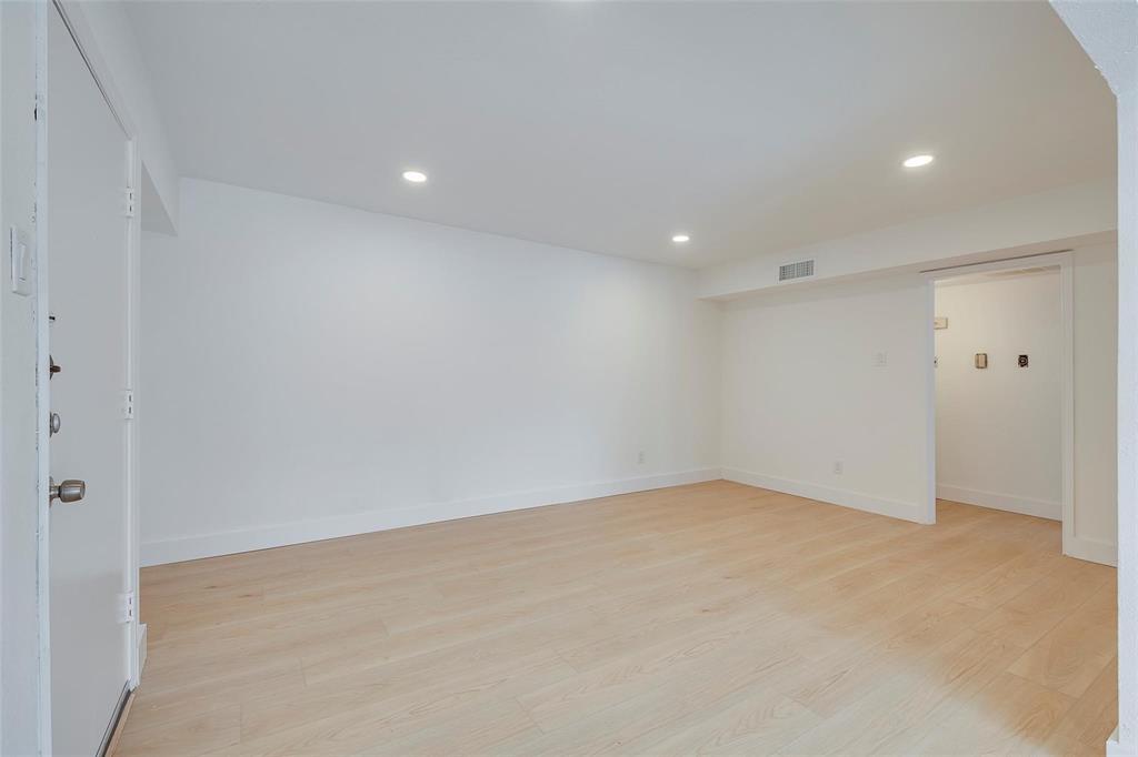 Terrace Condo - Residential Lease