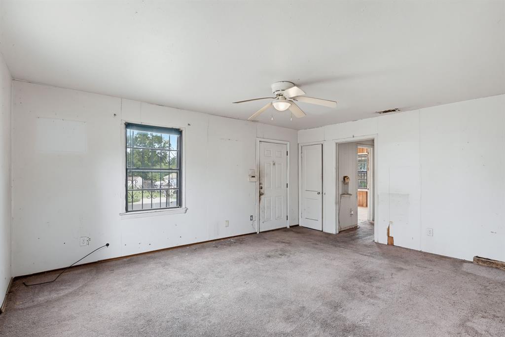 2606 Lea Crest Drive