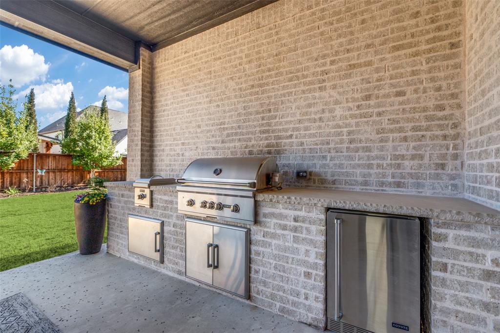 Edgestone At Legacy - Residential