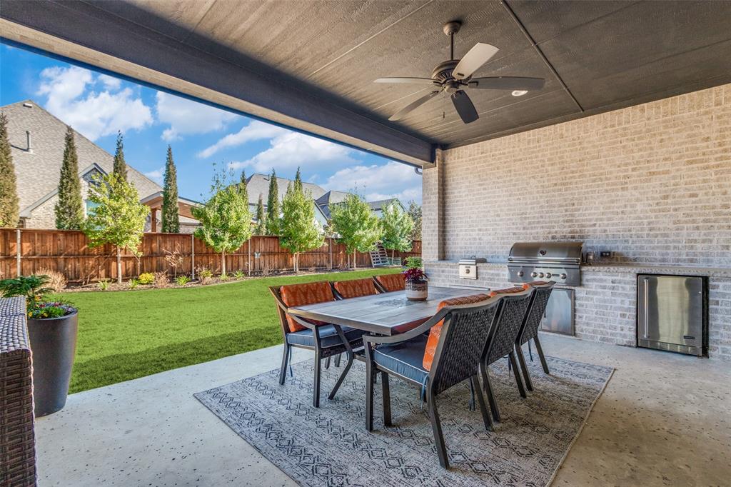 Edgestone At Legacy - Residential