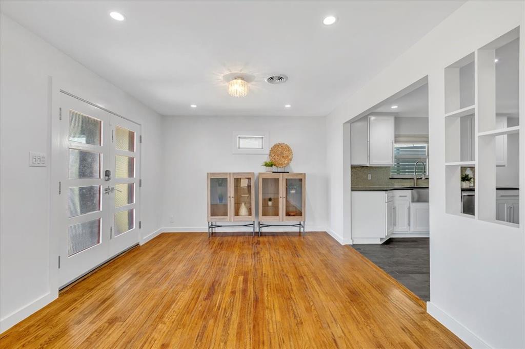 Dallas, Texas 75228, United States, 4 Bedrooms Bedrooms, ,4 BathroomsBathrooms,Residential,Active,96614