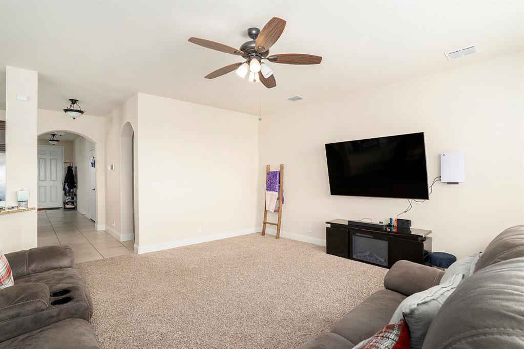 1076 Imperial Eagle Road