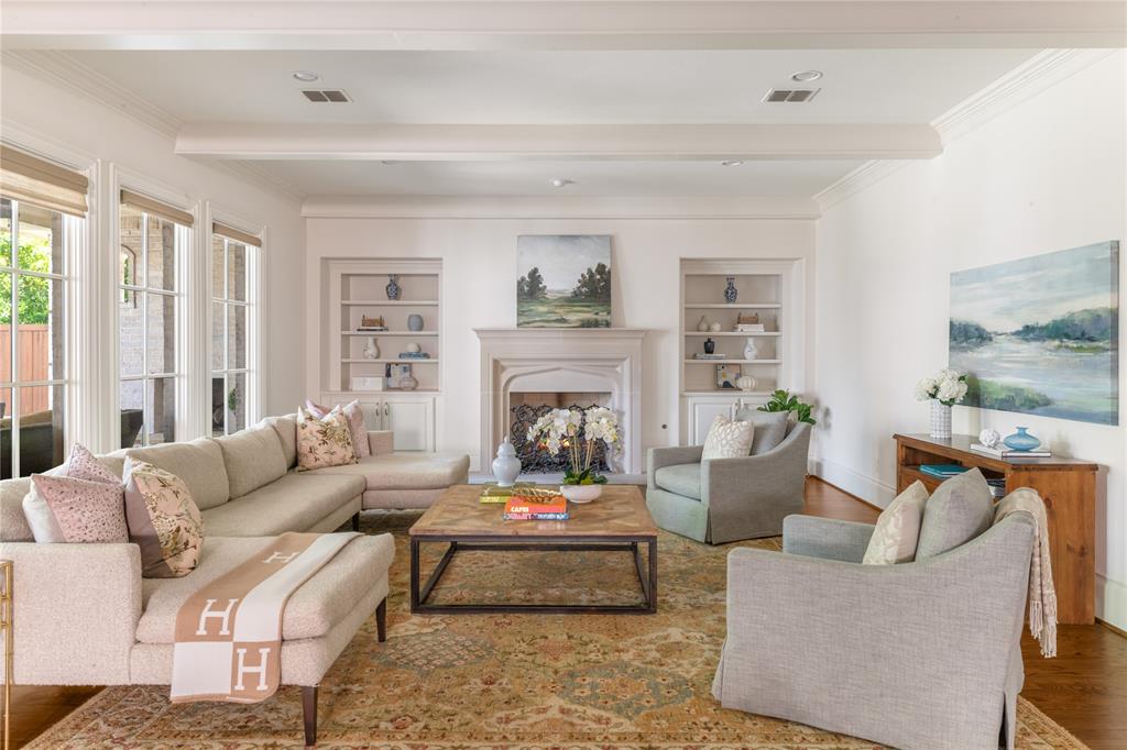CARUTH HILLS 8 - Residential