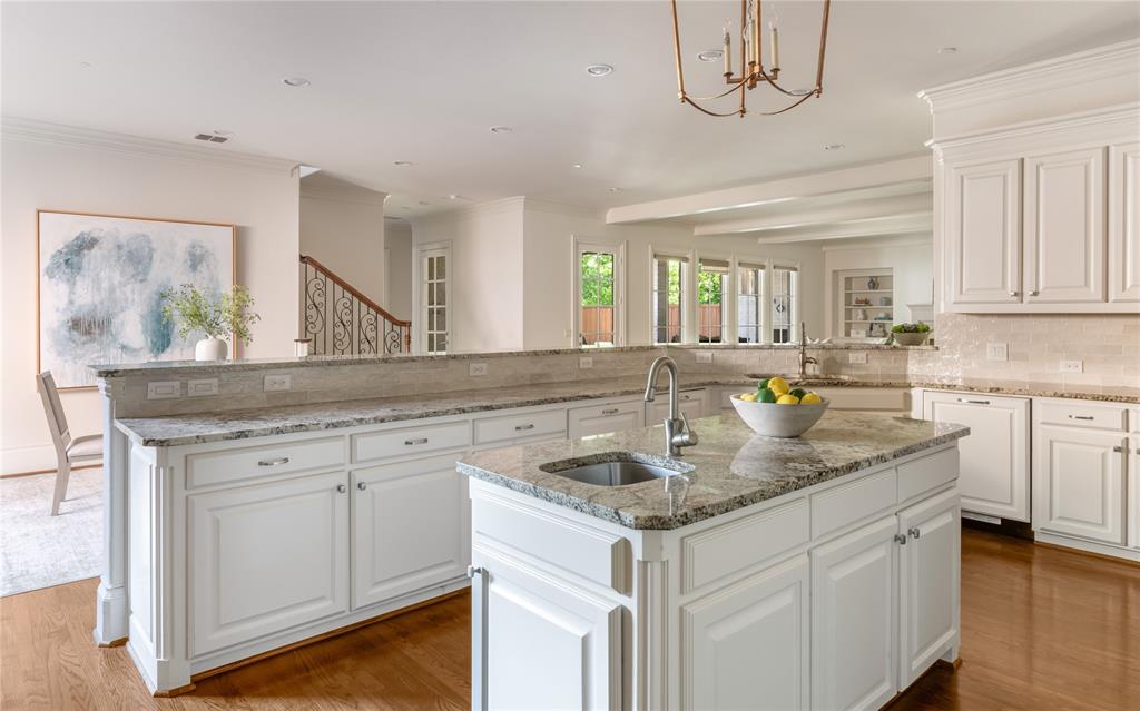 CARUTH HILLS 8 - Residential