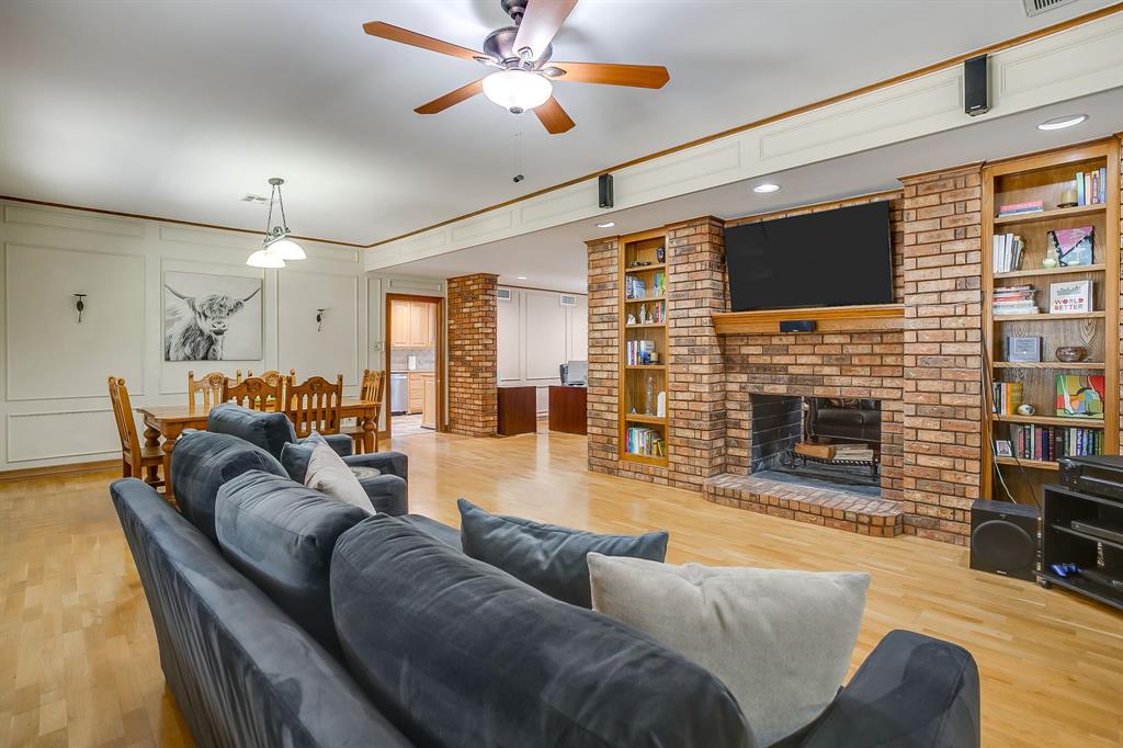 8620 Canyon Crest Road