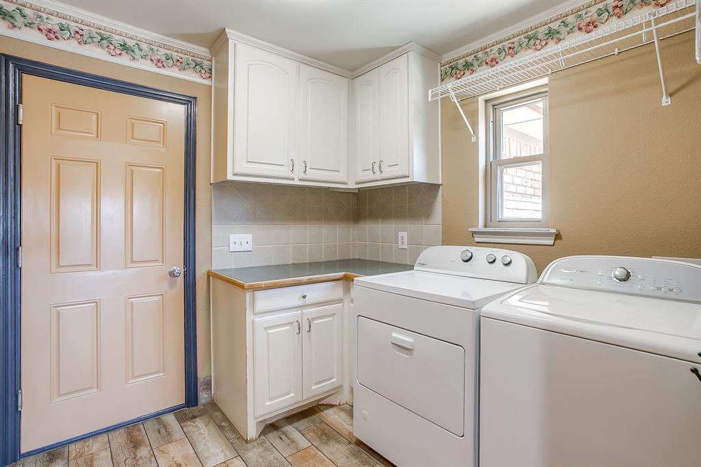 Lake Country Estates Add - Residential