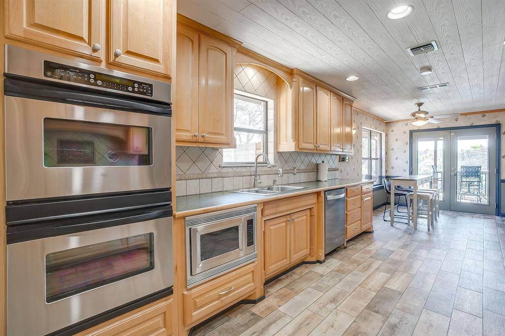 Lake Country Estates Add - Residential