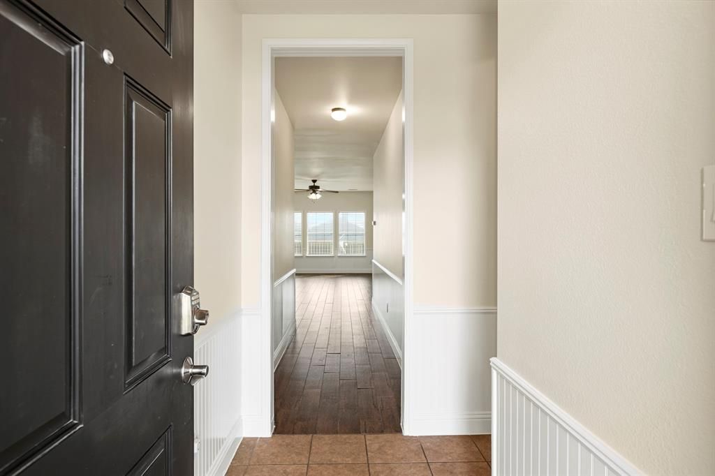 Photo of 12421 Hunters Mill Trail, Fort Worth, TX 76028 (MLS # 21252453)