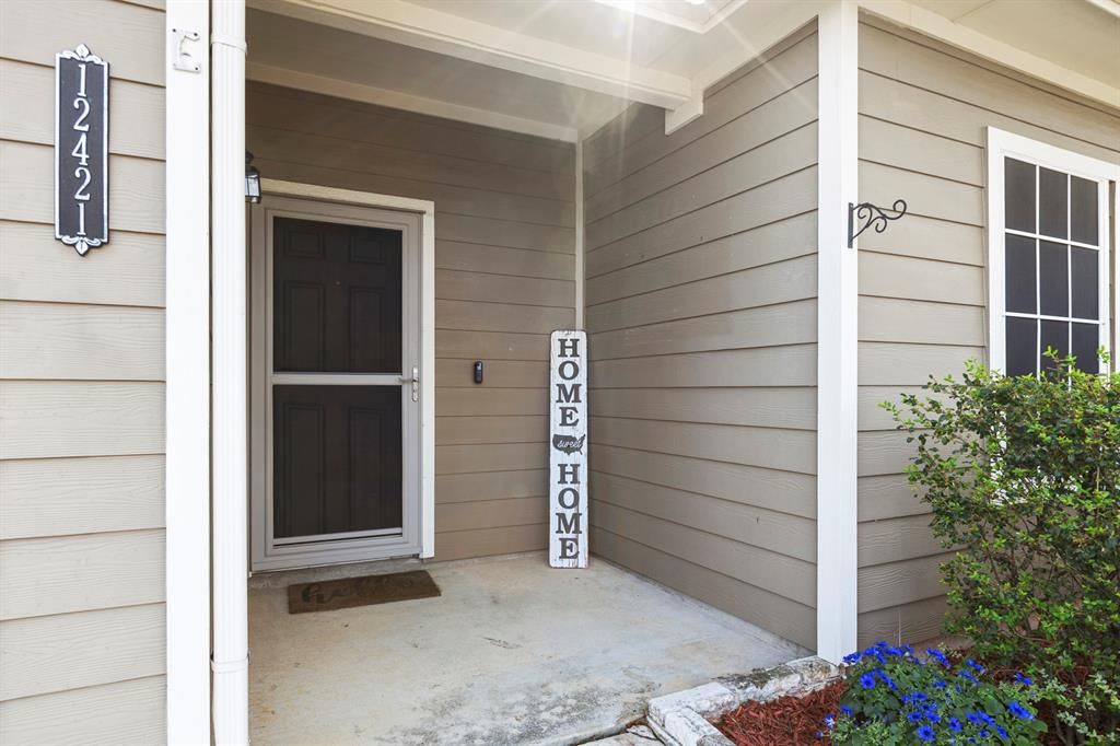 Photo of 12421 Hunters Mill Trail, Fort Worth, TX 76028 (MLS # 21252453)