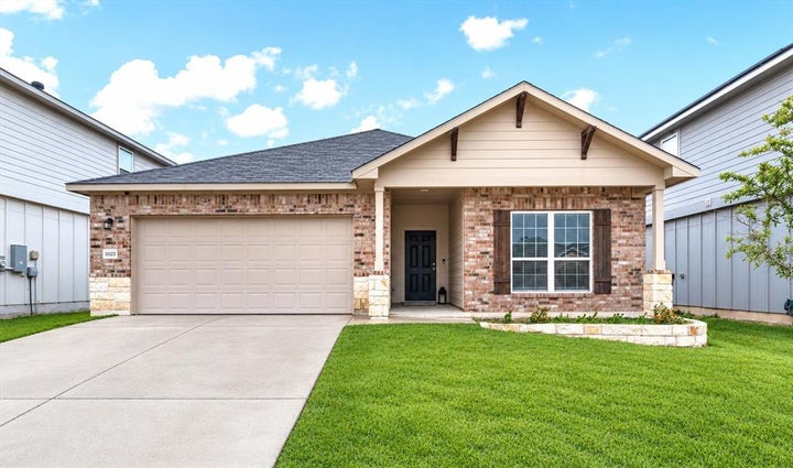 Photo 1 of 16 — 11125 Solar Street, Waco, TX 76655