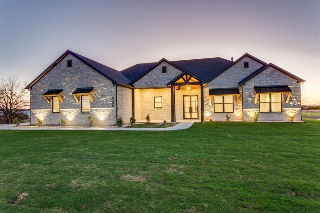 Photo of 6306 Starlight Ranch Road, Godley, TX 76044 (MLS # 21199486)