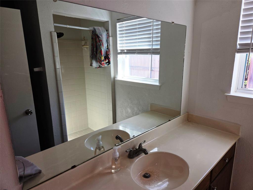 Plymouth Park North 06 - Residential