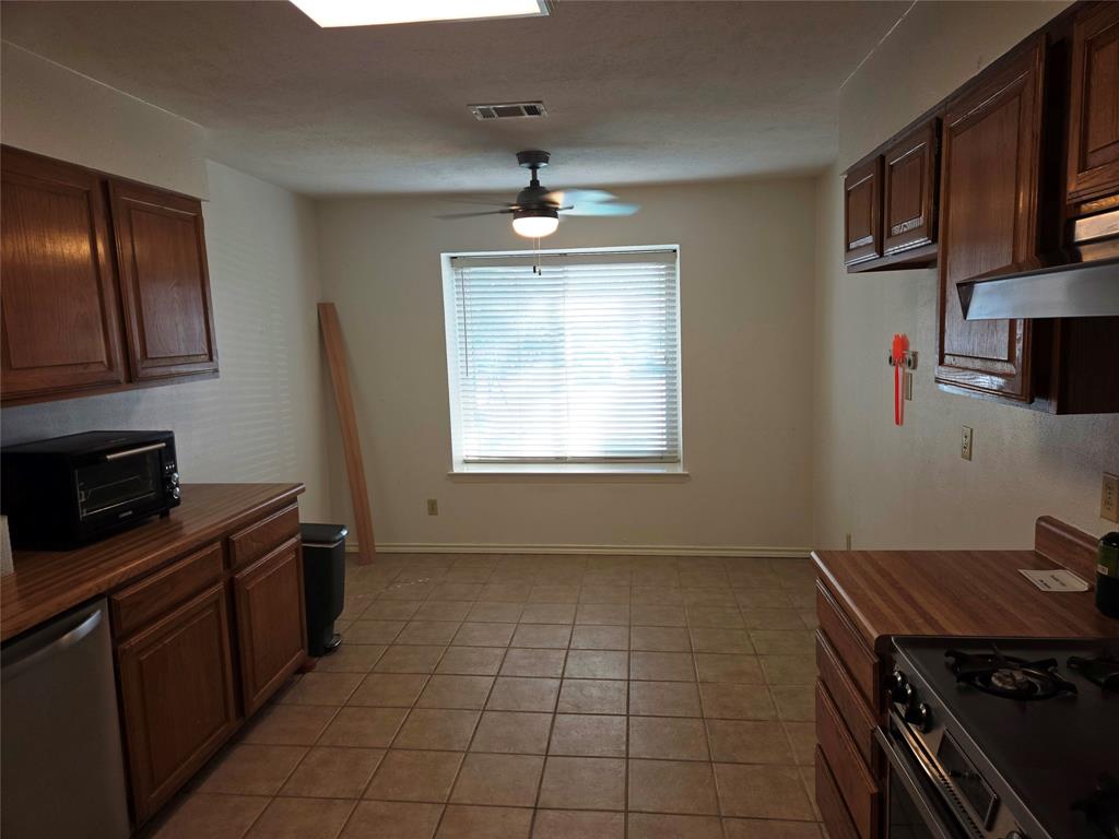 Plymouth Park North 06 - Residential