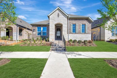 2075 Emerald Grove Drive Arlington TX 76005