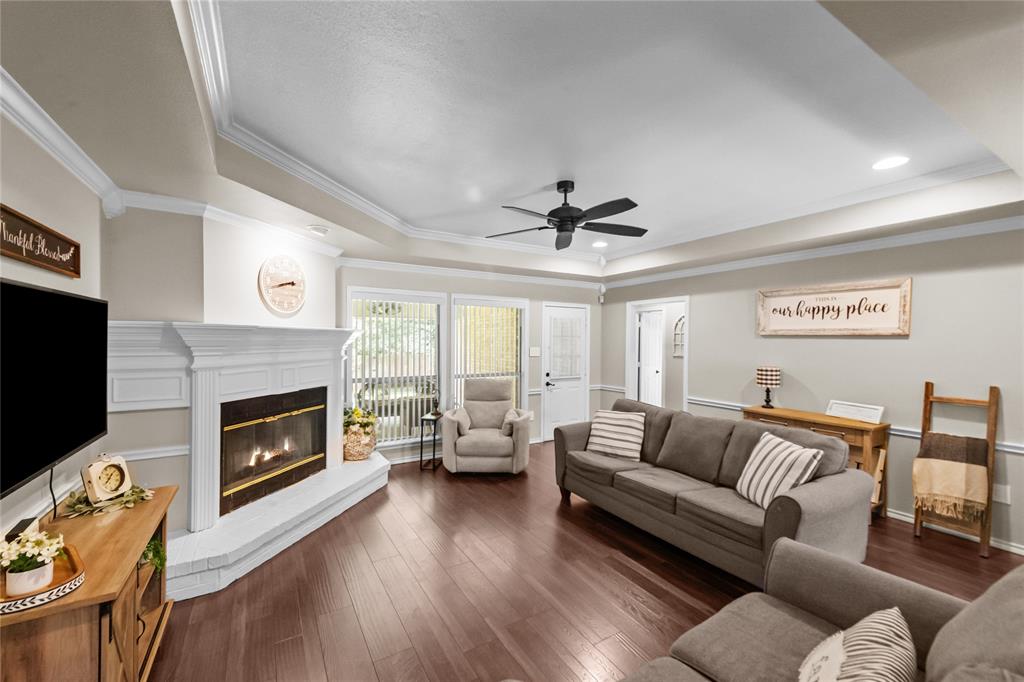 5560 Greenview Court