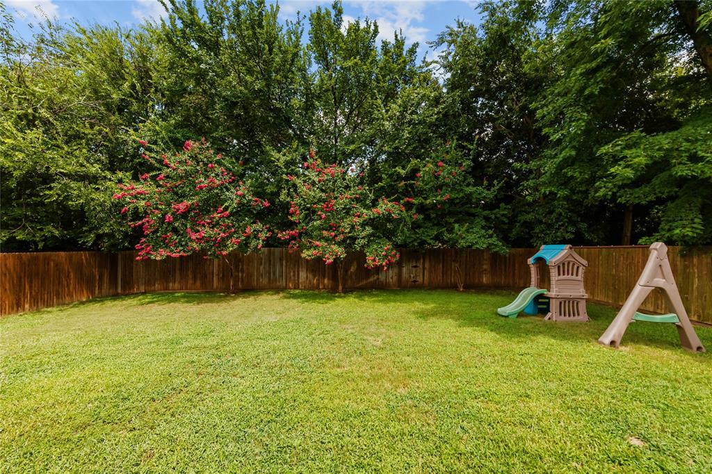 5560 Greenview Court